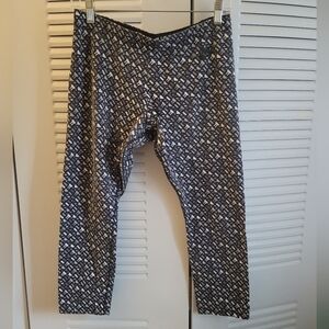 Nike Patterned Leggings Size Large